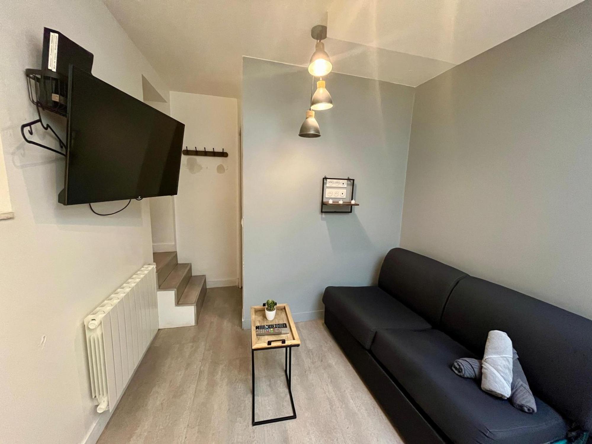 Appartamento Escapade Romantique - Jacuzzi Et Parking Prive - 002 Rouen Esterno foto